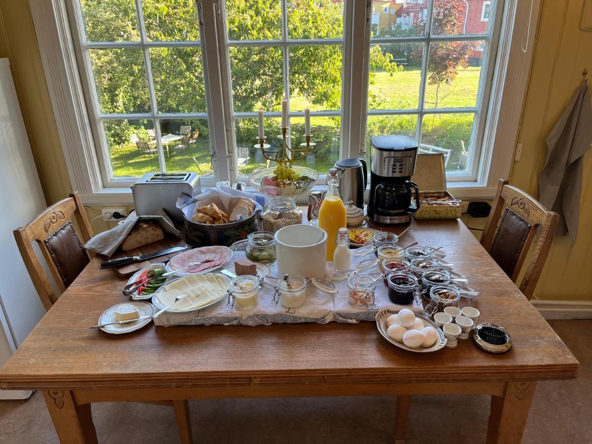 Villa Waering Husrum & Frukost Varberg Extérieur photo